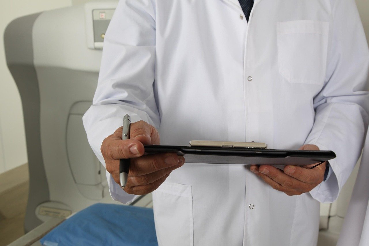 Doctor Noting